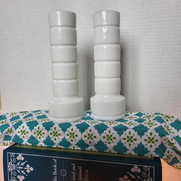 2 Vintage Milk Glass Stars and Bars Vase, Ribbed Bud Vase - Picture 3 of 9